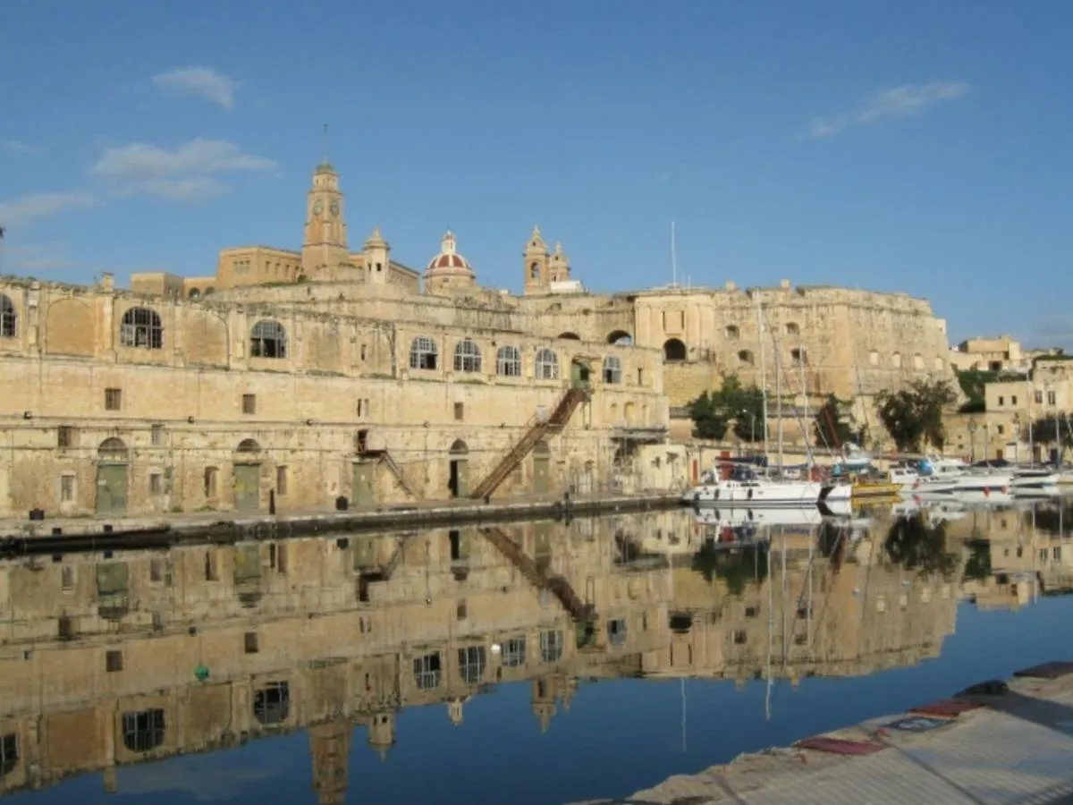 Amelia'S House Of Character Apartment Cospicua Malta