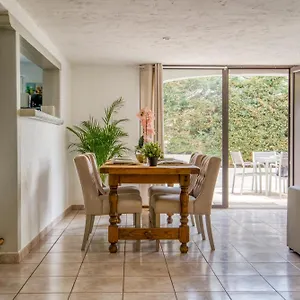 https://charmant-2-pieces-dans-villa-individuelle-terrasses-jardin.fr-provencehotel.com