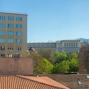 Urban Elegance Apartment Sofia