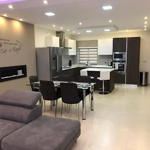 Apartament Relax, Żabbar